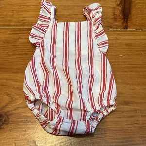 BABE & TESS 3M Red Stripe Ruffled Bubble Romper Jumper Sleeveless
